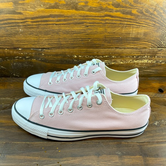 champagne converse